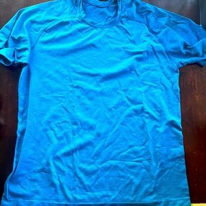 Lululemon Swiftly Tech short sleeve Sz L Men